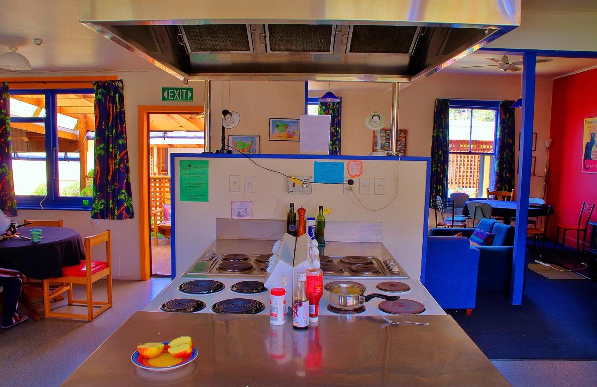 Sequoia Lodge Backpackers Picton Exteriér fotografie